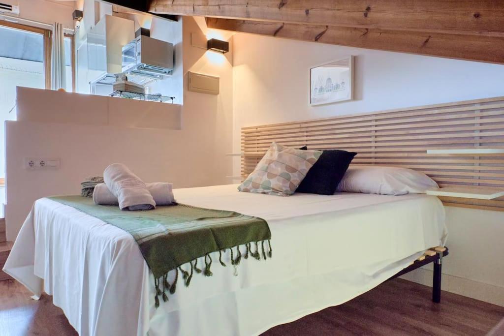 Sunny Cozy Penthouse With A Terrace At Plaza Del Carmen Valencia Exterior foto