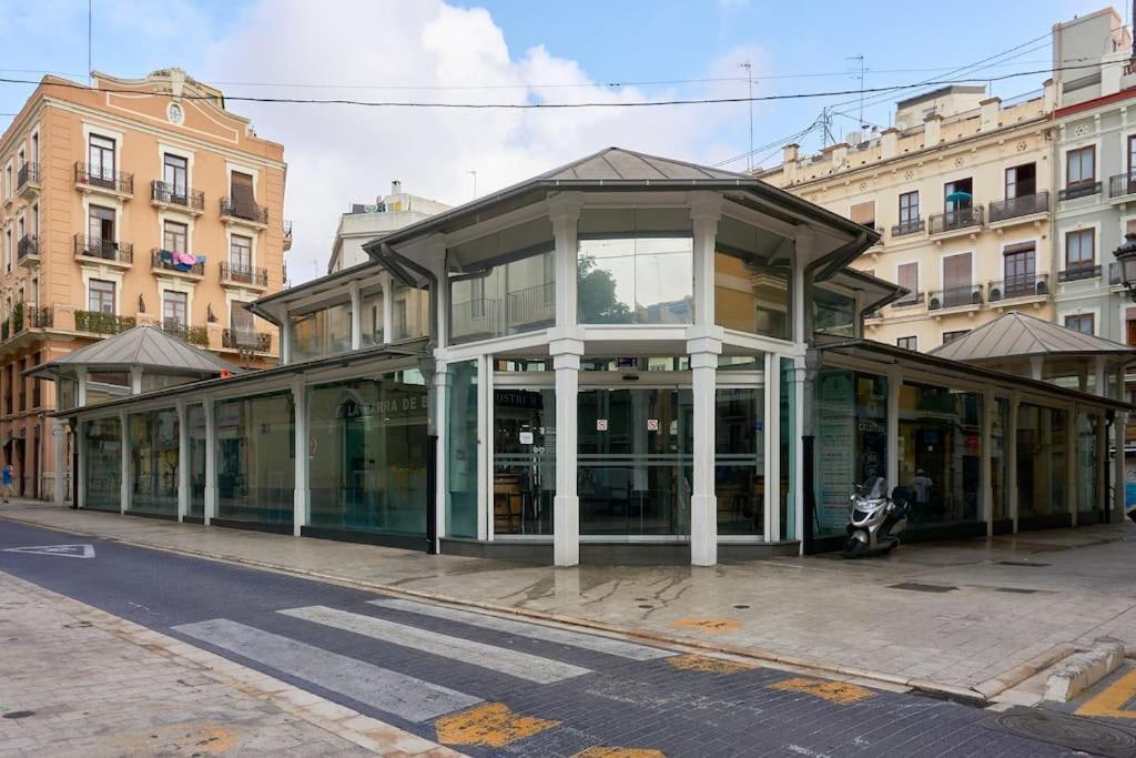 Sunny Cozy Penthouse With A Terrace At Plaza Del Carmen Valencia Exterior foto